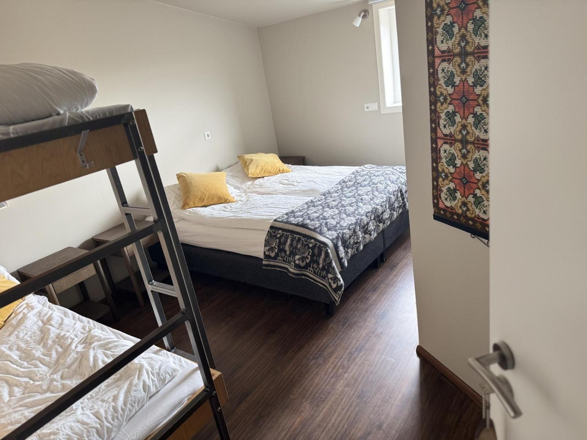 Berunes Hi Hostel Экстерьер фото